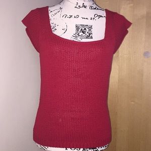EUC MixIt red short sleeved sweater blouse 👚